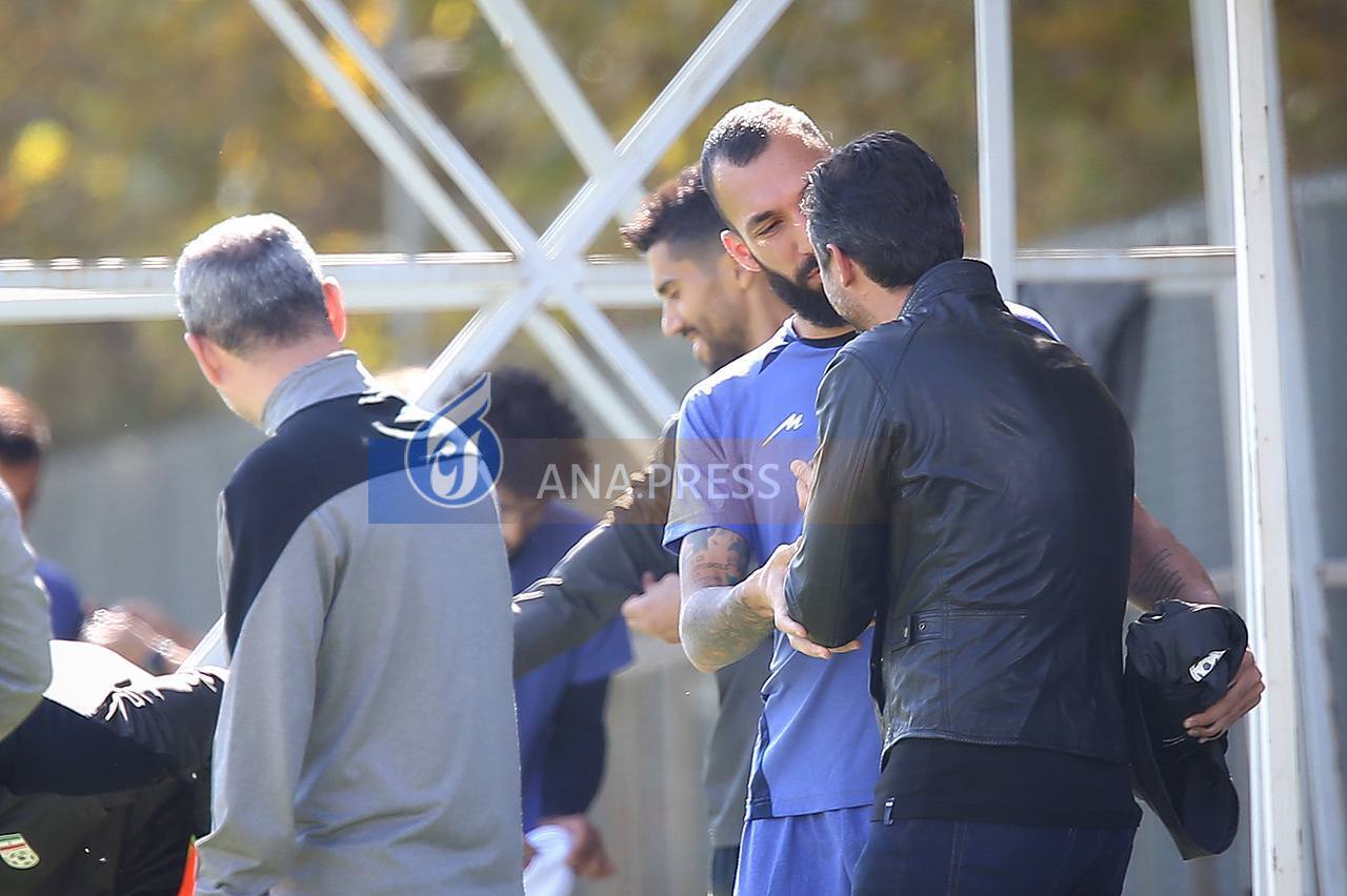 گردهمایی استقلالیها و پرسپولیسیها پیش چشم کیروش+ تصاویر گردهمایی استقلالیها و پرسپولیسیها پیش چشم کیروش+ تصاویر