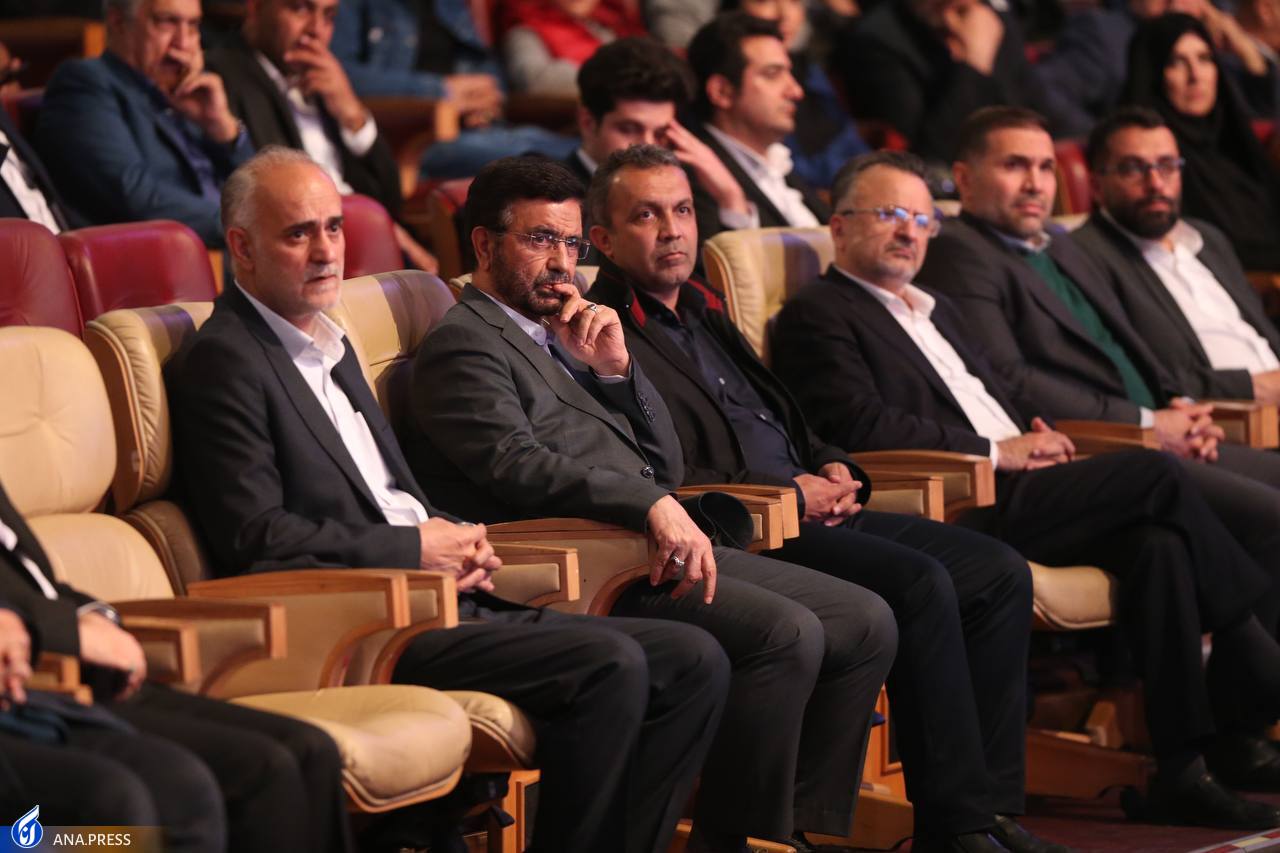 تصاویری جالب از مراسم رونمایی از پیراهن تیم ملی فوتبال