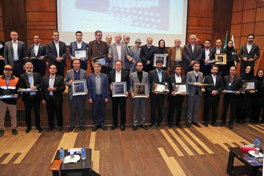 کسب رتبه برتر بانک توسعه تعاون در هفدهمین جشنواره ملی انتشارات روابط عمومی کسب رتبه برتر بانک توسعه تعاون در هفدهمین جشنواره ملی انتشارات روابط عمومی