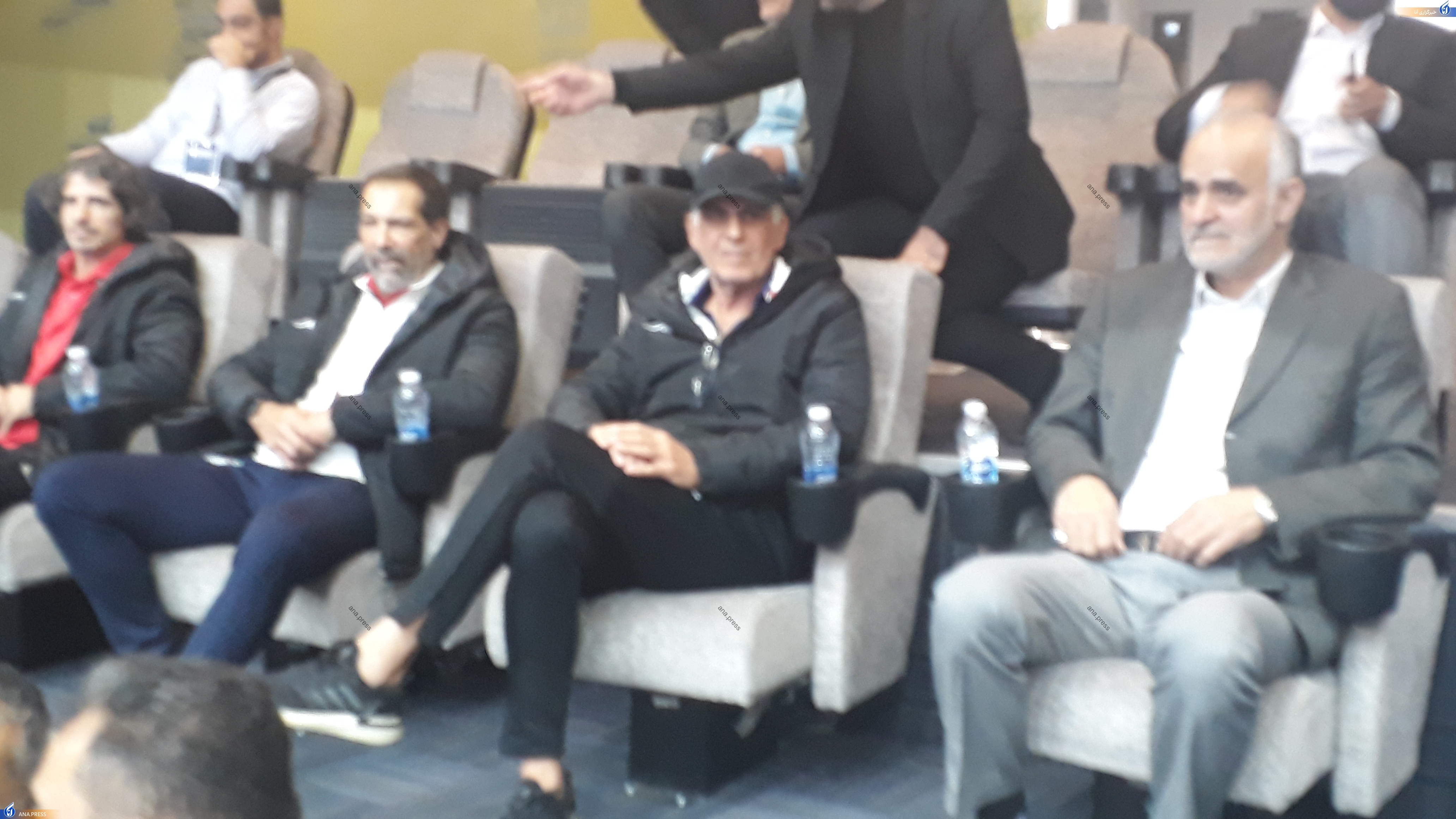 کیروش تماشاگر بسکتبال ایران و چین شد + عکس کیروش تماشاگر بسکتبال ایران و چین شد + عکس