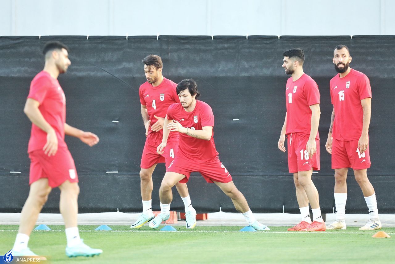 گزارش تصویری از اولین تمرین و نشست خبری سرمربی تیم ملی در قطر گزارش تصویری از اولین تمرین و نشست خبری سرمربی تیم ملی در قطر