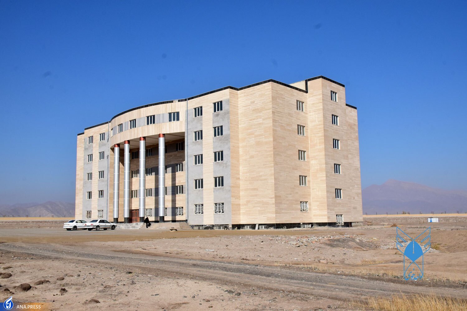 تسریع در پیشرفت بازسازی‌های ناشی از زلزله خوی