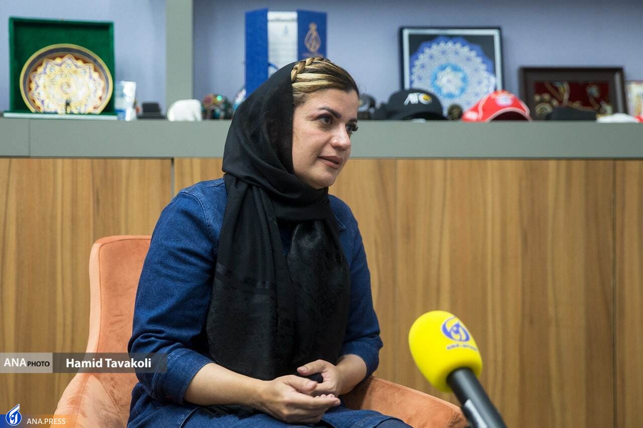 کسی نمی تواند من را از وطنم زده کند/ اتفاقاتم با کی روش را فراموش کردم/ شاید بعد از جام جهانی از ایران بروم/ در جام جهانی همه احساس و قلب و وجودم پر از زنان ایرانی است کسی نمی تواند من را از وطنم زده کند/ اتفاقاتم با کی روش را فراموش کردم/ شاید بعد از جام جهانی از ایران بروم/ در جام جهانی همه احساس و قلب و وجودم پر از زنان ایرانی است