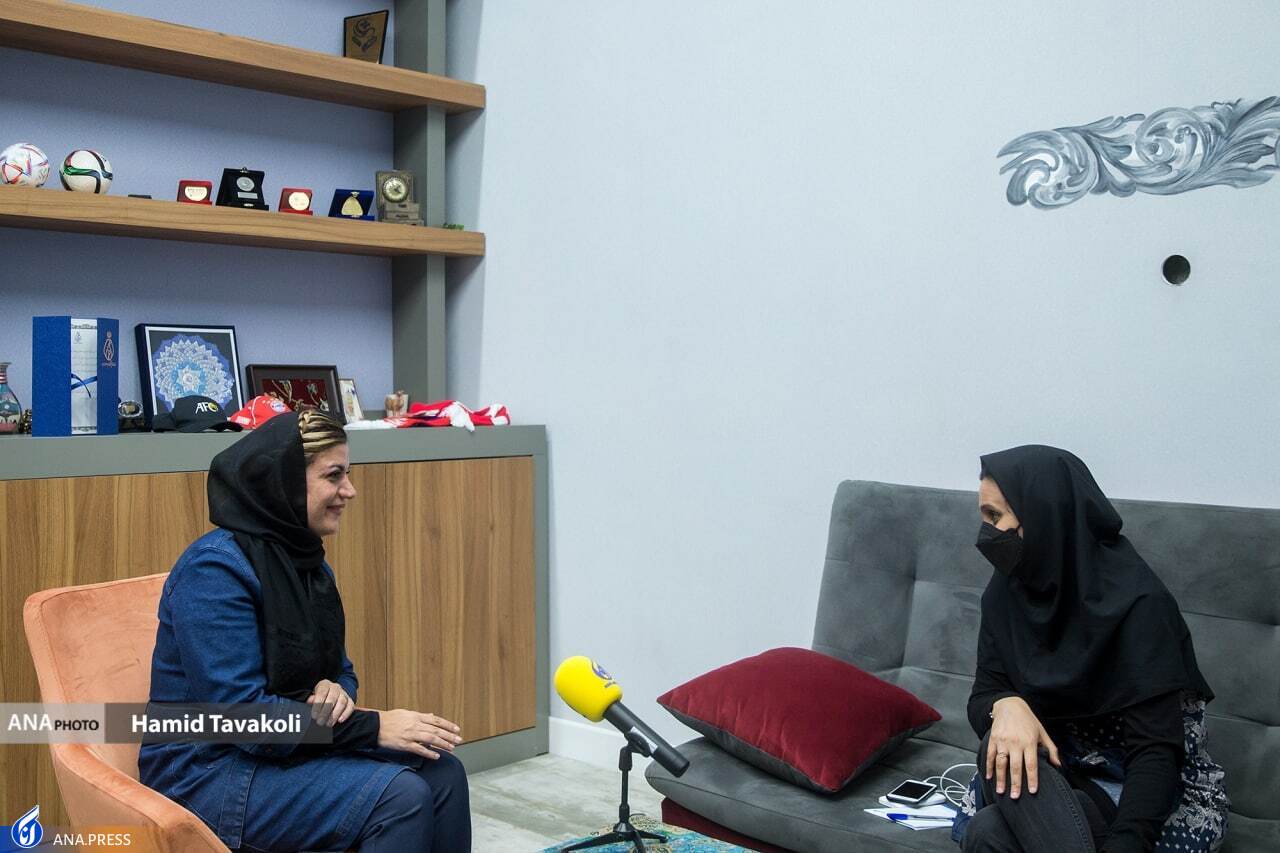 کسی نمی تواند من را از وطنم زده کند/ اتفاقاتم با کی روش را فراموش کردم/ شاید بعد از جام جهانی از ایران بروم/ در جام جهانی همه احساس و قلب و وجودم پر از زنان ایرانی است کسی نمی تواند من را از وطنم زده کند/ اتفاقاتم با کی روش را فراموش کردم/ شاید بعد از جام جهانی از ایران بروم/ در جام جهانی همه احساس و قلب و وجودم پر از زنان ایرانی است