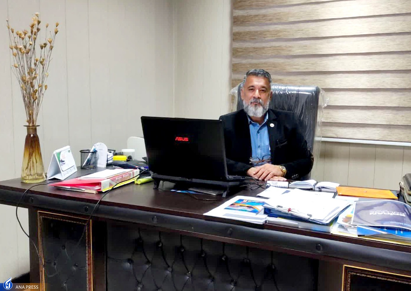 ارائه خدمات بازرگانی و بازاریابی به شرکتهای فناور و دانشبنیان ارائه خدمات بازرگانی و بازاریابی به شرکتهای فناور و دانشبنیان