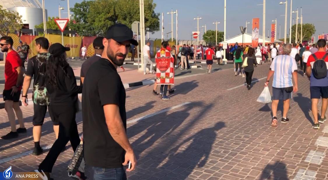 کری هواداران ایران و انگلیس پیش از بازی/ بلیط یک میلیون و پانصد هزار تومانی در بازار کری هواداران ایران و انگلیس پیش از بازی/ بلیط یک میلیون و پانصد هزار تومانی در بازار