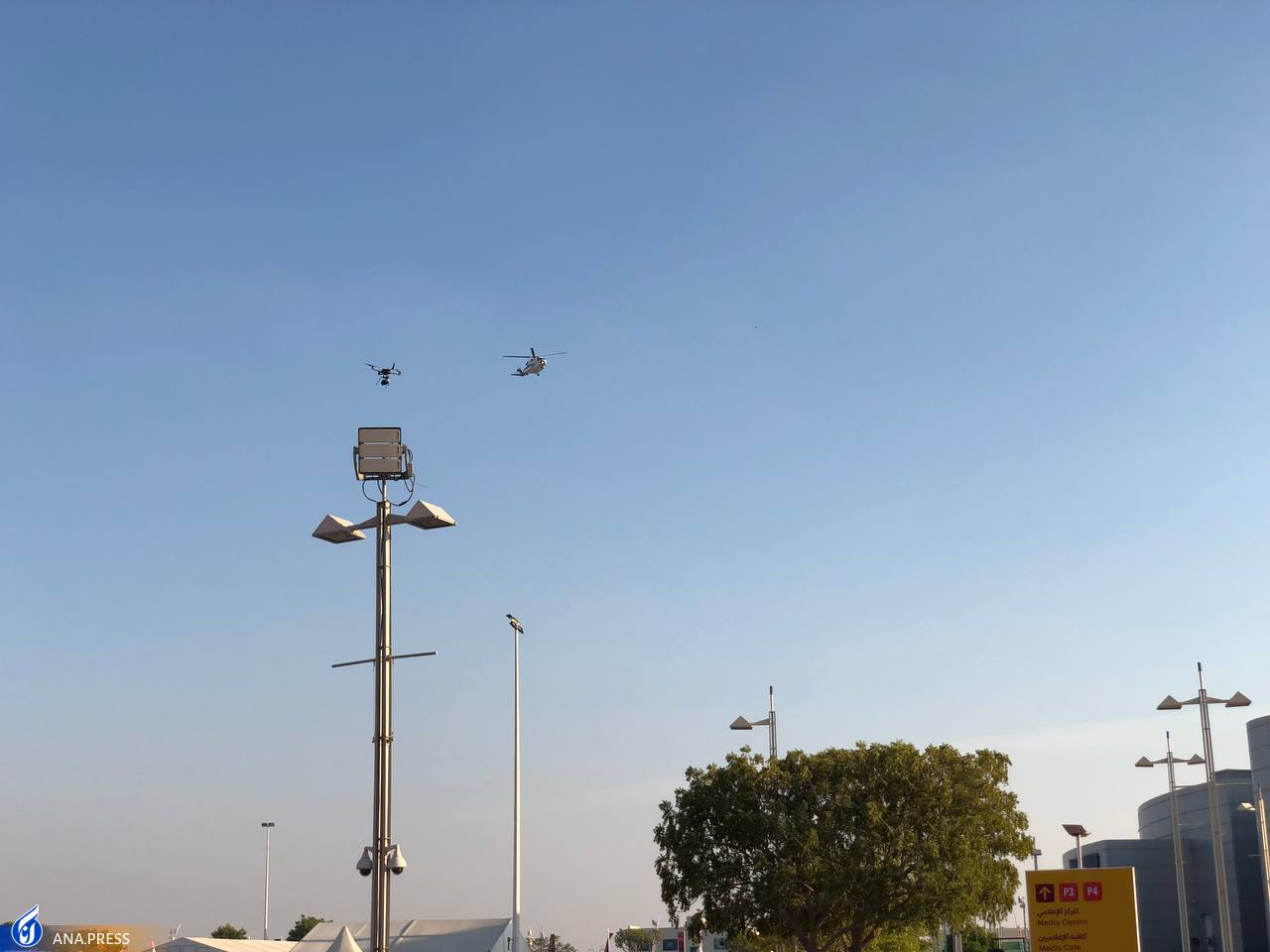 کری مضحک هوادار انگلیس برای ایران/ طرفداری که با عصا آمد کری مضحک هوادار انگلیس برای ایران/ طرفداری که با عصا آمد