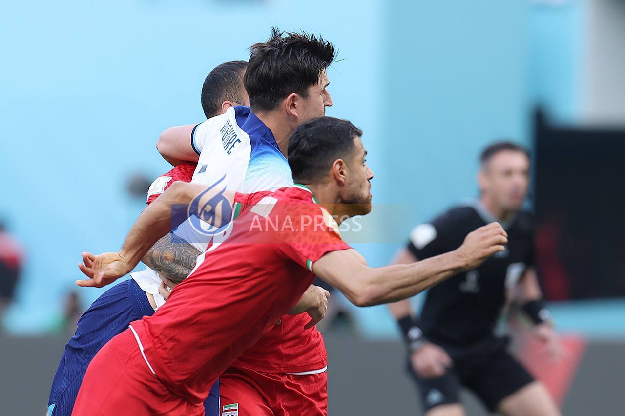 خطای مشکوک به پنالتی چشمی روی مگوایر+عکس خطای مشکوک به پنالتی چشمی روی مگوایر+عکس