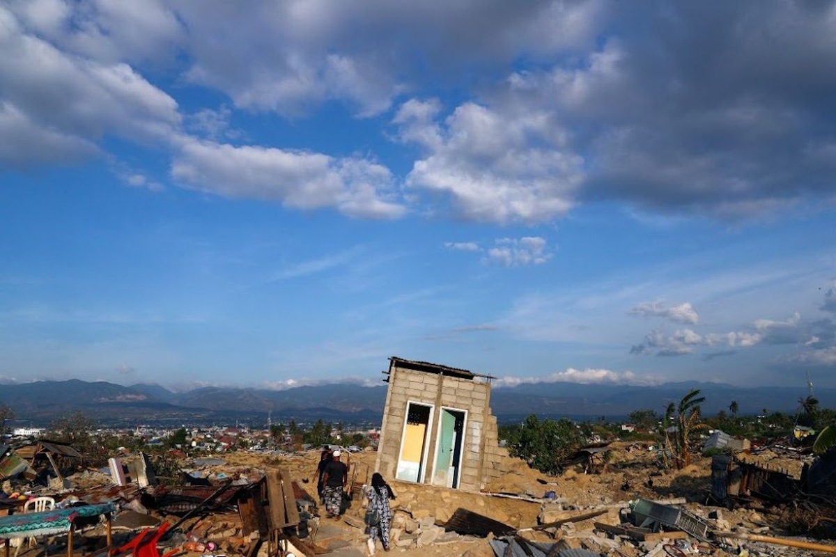 شمار تلفات زلزله اندونزی به ۱۶۲ نفر رسید 
