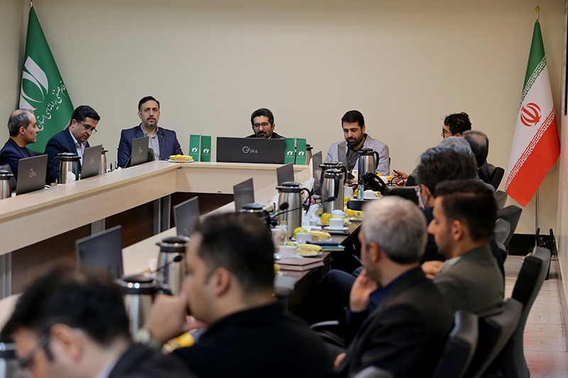 مصوبه مربوط به فری‌لنسرها به زودی ابلاغ می‌شود/ پیگیری مشکل اظهارنامه صادراتی شرکت‌های آی‌سی‌تی از سوی وزارت ارتباطات