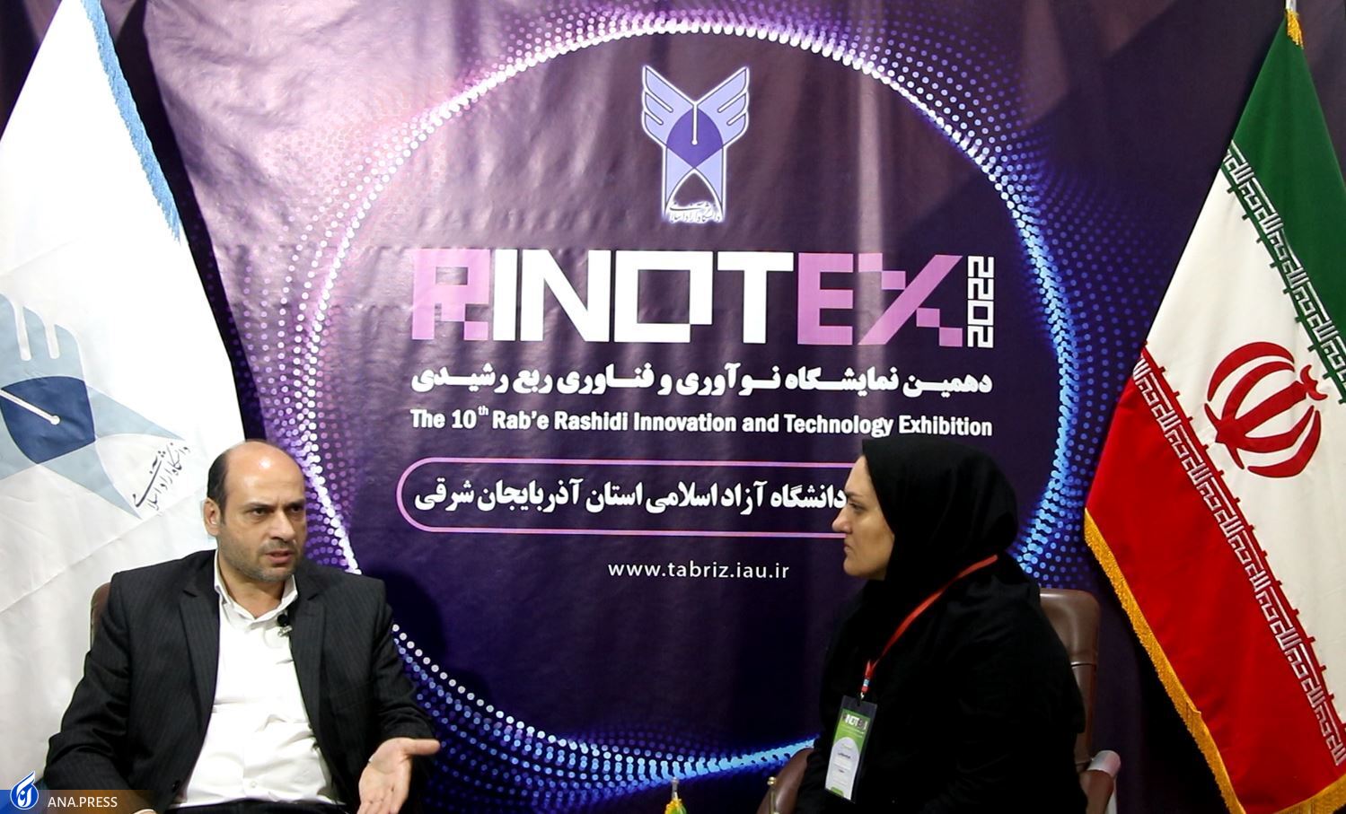 شرکت  ۲۰۵ طرح در زون نمایشگاه ربع رشیدی/ سیستم منتوریسم را جایگزین آموزش&zwnj;های سنتی کردیم