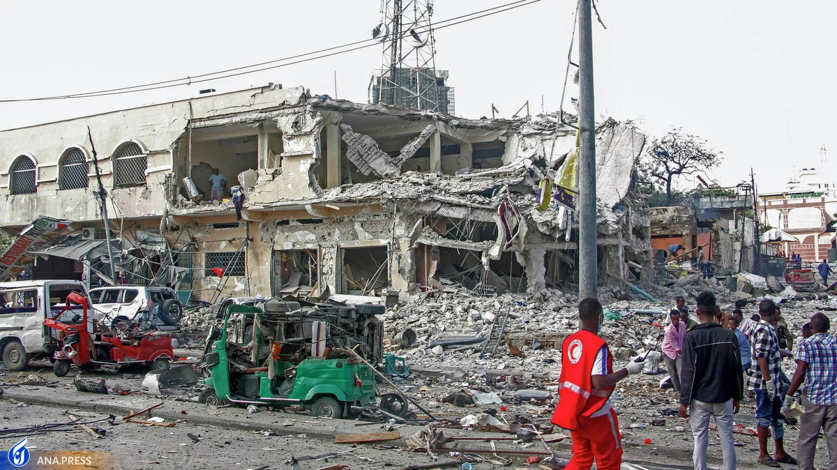 انفجار در سومالی ۱۰۰ کشته و بیش از ۳۰۰ مجروح بر جای گذاشت