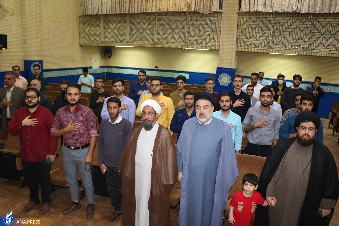 دین در سیاست و اجتماع حضوری کارگشا دارد/ وجدان، رسول باطنی انسان‌ها