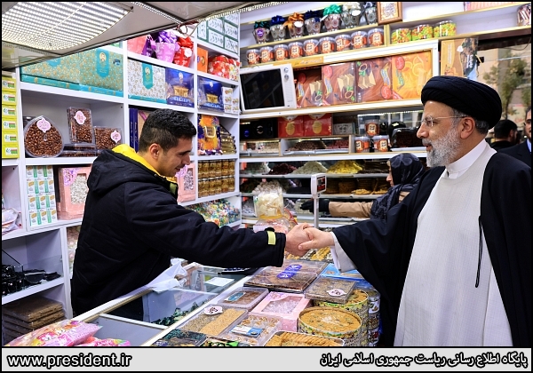 حضور رئیس جمهور در بازار سنندج