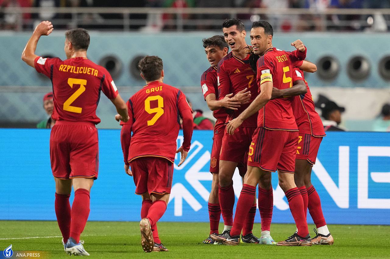 تصاویری از غم و شادی در بازی ژاپن و اسپانیا تصاویری از غم و شادی در بازی ژاپن و اسپانیا