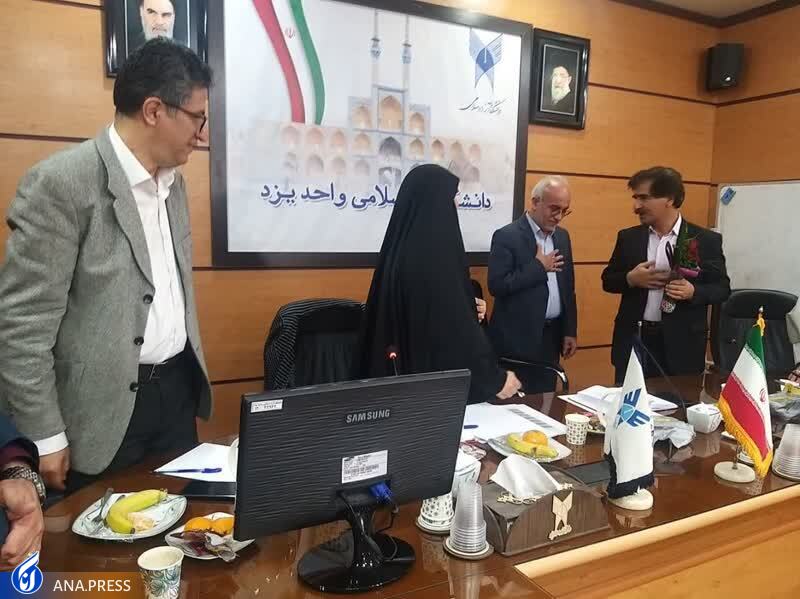 واگرایی ارزشها در حوزه هنر موجب ارتباط بیاثر مخاطب شده است واگرایی ارزشها در حوزه هنر موجب ارتباط بیاثر مخاطب شده است