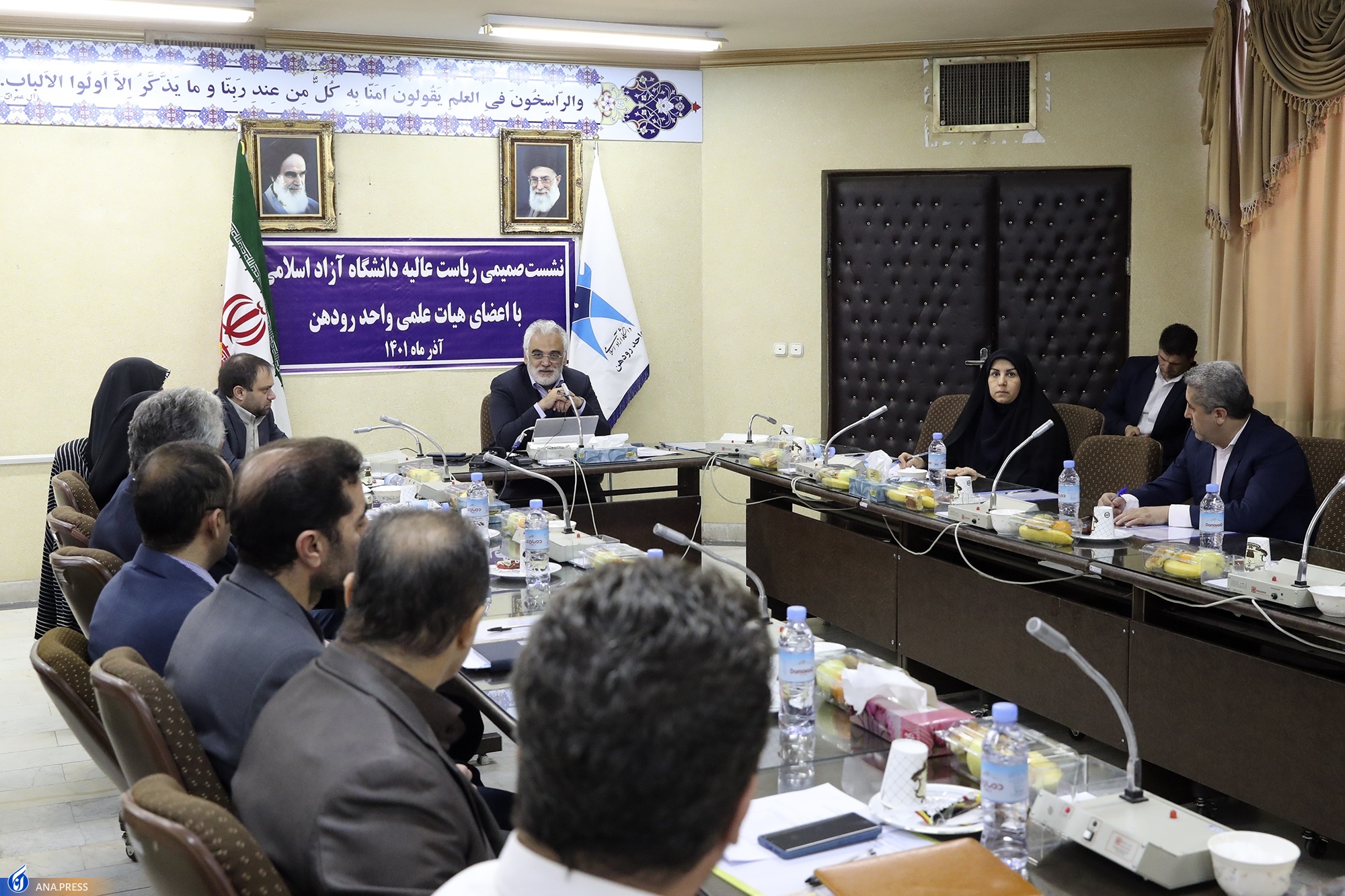 کنشهای شورشگرایانه جوانان متأثر از سبک زندگی غربی است کنشهای شورشگرایانه جوانان متأثر از سبک زندگی غربی است