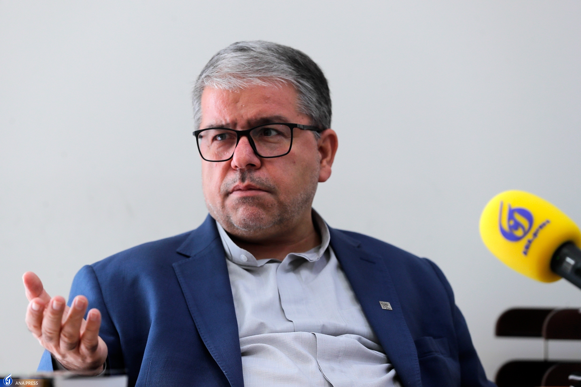 جنبش دانشجویی مرده است، چون پیاده نظام حضرات نیست! /همه جنبش‌های دانشجویی باید پیاده‌نظام جمهوری اسلامی باشند