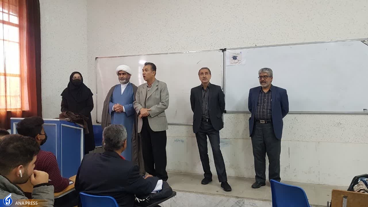 هیاهوی در روز رونمایی از یک «بازمانده» و تعجب سلیمی‌نمین از درخواست دانشجویان!