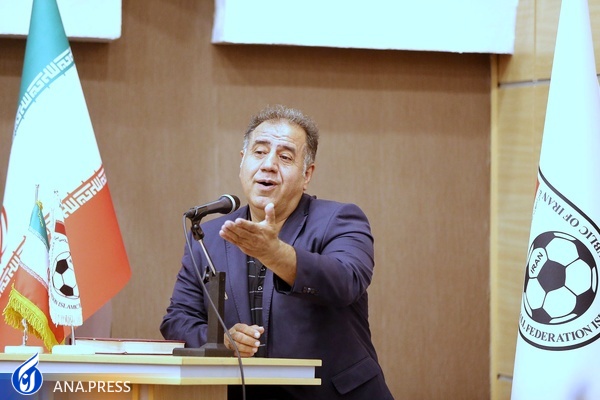 خسروی: کولینا و بوساکا در حق فغانی کم لطفی کردند/ داور دربی مشخص نیست خسروی: کولینا و بوساکا در حق فغانی کم لطفی کردند/ داور دربی مشخص نیست