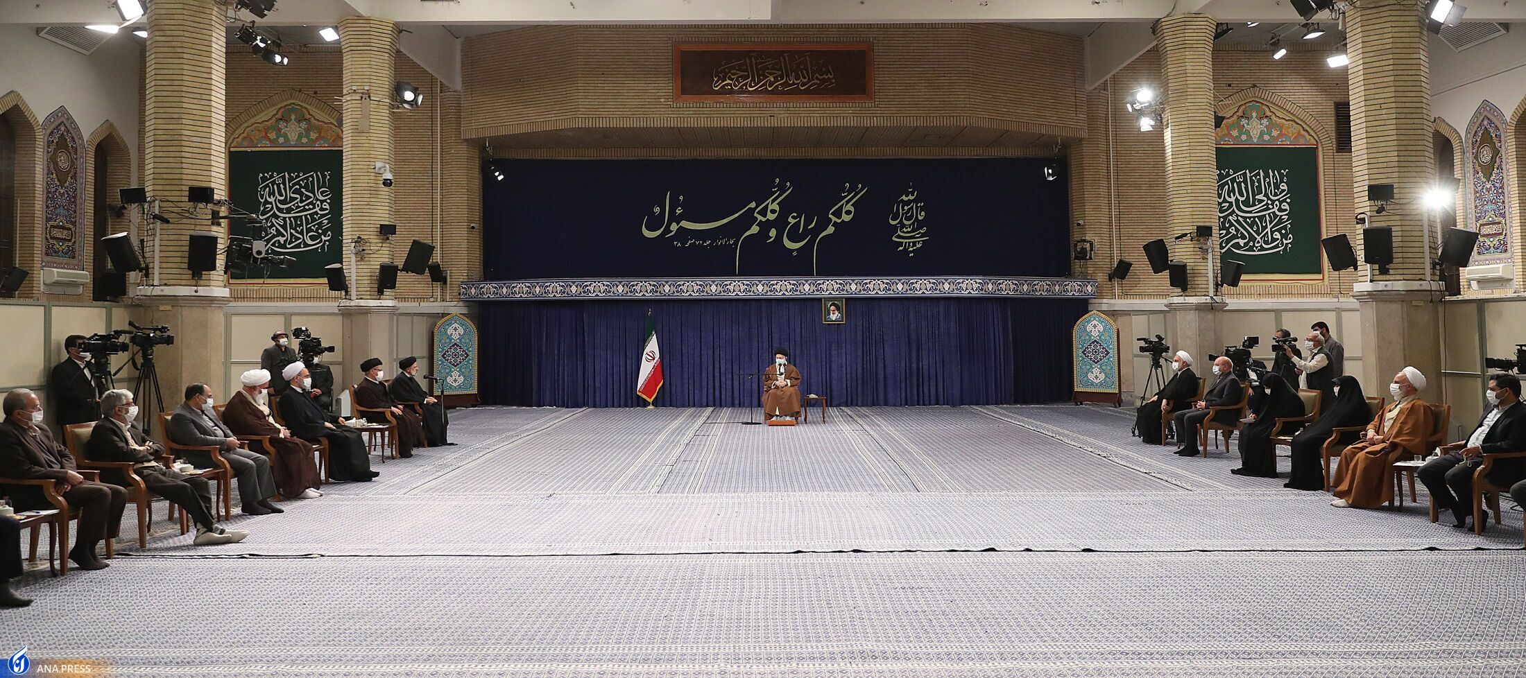 پاسداری از همه ایران؛ از خاک تا ذهن و مغز و رویا پاسداری از همه ایران؛ از خاک تا ذهن و مغز و رویا