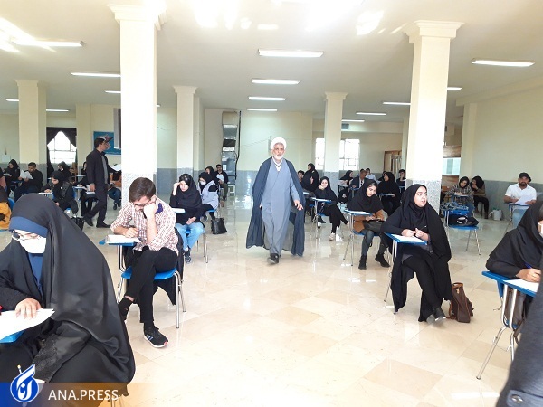 از تب و تاب هزاران شاگرد و استاد برای نمره 20 تا رقابت دوشادوش برای خاص شدن