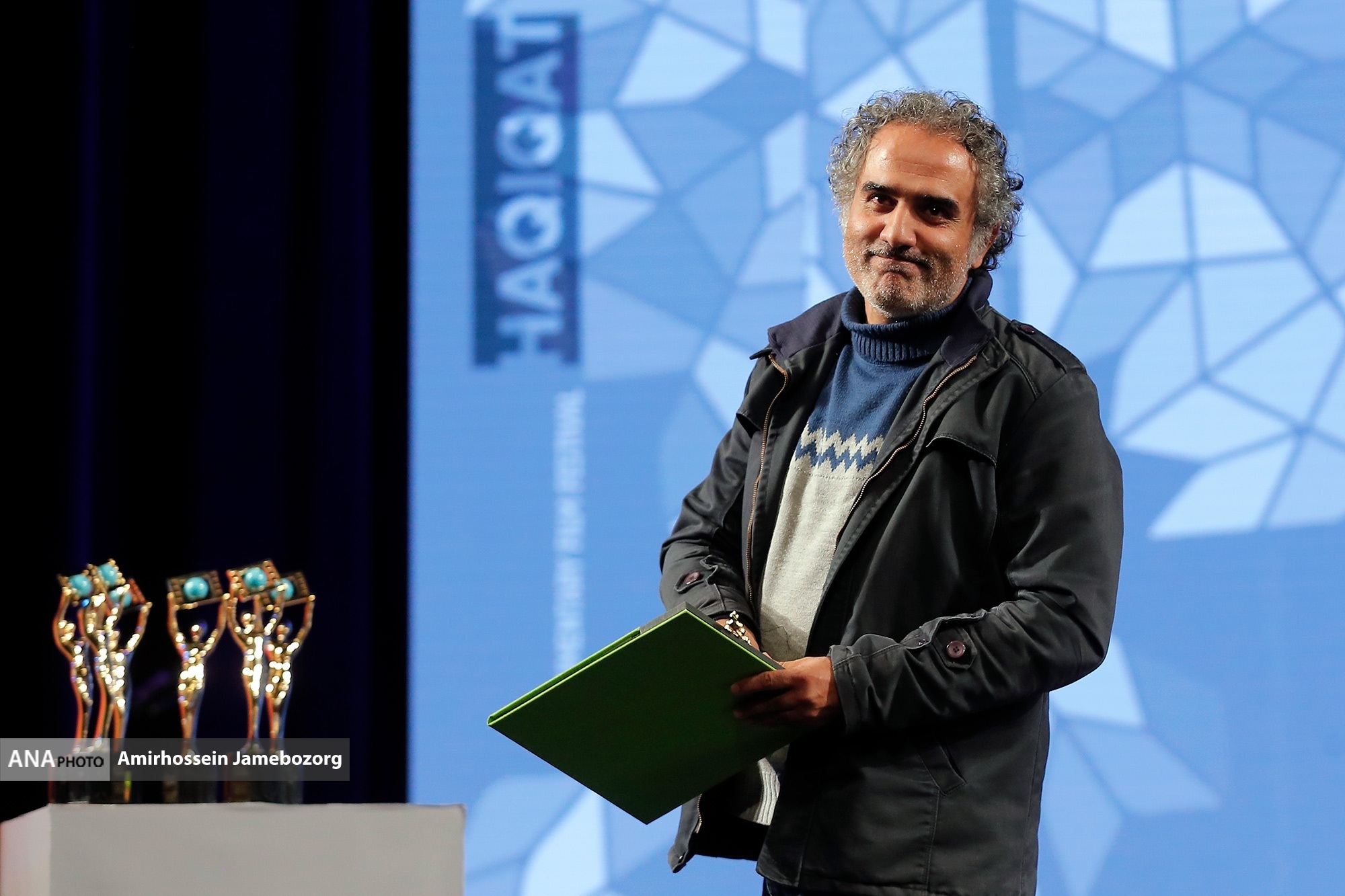 وزیر ارشاد: قائل به محدودیت برای کار هنرمندانه نیستیم وزیر ارشاد: قائل به محدودیت برای کار هنرمندانه نیستیم