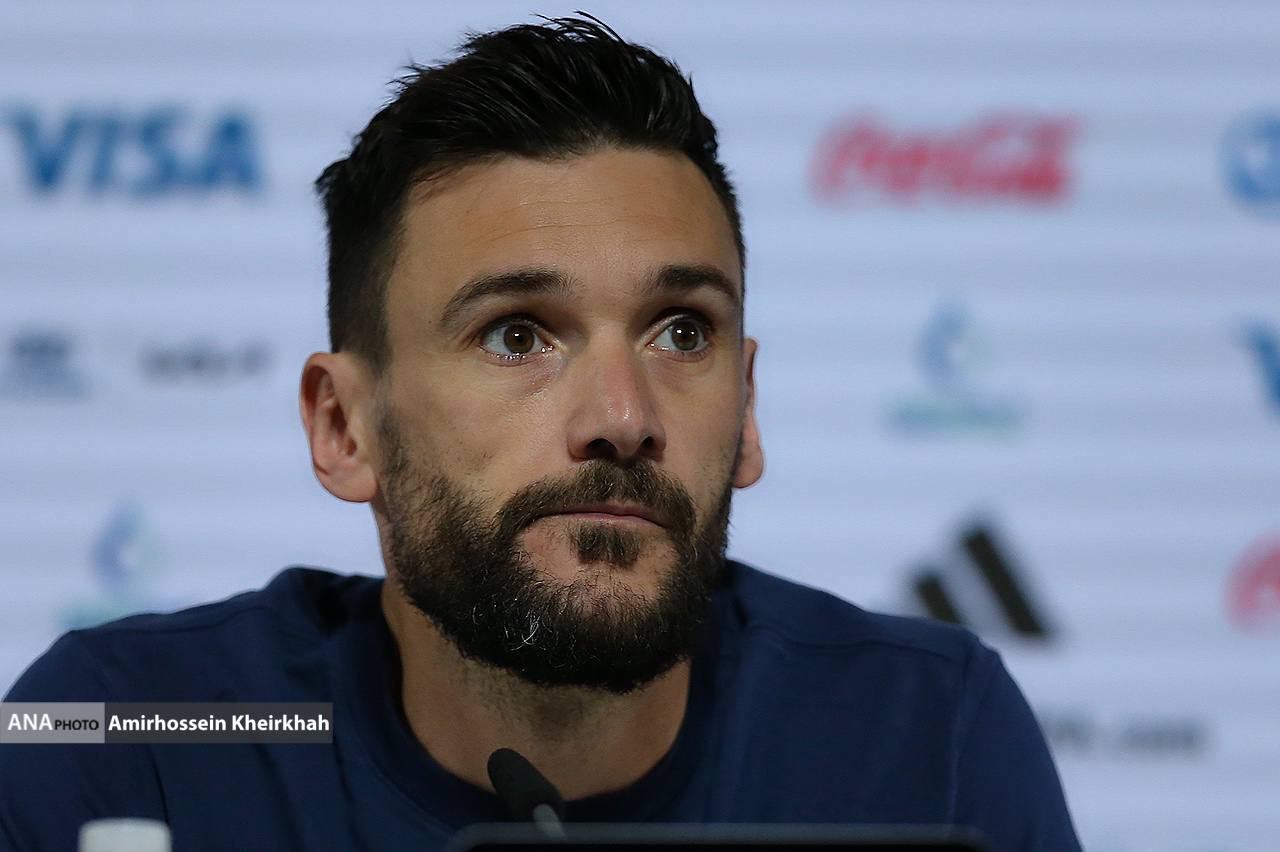 گزارش تصویری از نشست خبری سرمربی و کاپیتان تیم ملی فرانسه برای فینال جام جهانی گزارش تصویری از نشست خبری سرمربی و کاپیتان تیم ملی فرانسه برای فینال جام جهانی