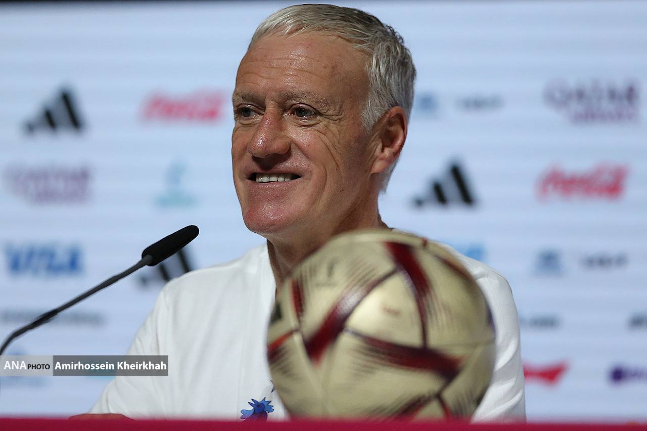 گزارش تصویری از نشست خبری سرمربی و کاپیتان تیم ملی فرانسه برای فینال جام جهانی گزارش تصویری از نشست خبری سرمربی و کاپیتان تیم ملی فرانسه برای فینال جام جهانی