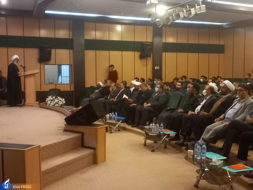 ولایتمداری مردم خطه سیستان و بلوچستان زبانزد است ولایتمداری مردم خطه سیستان و بلوچستان زبانزد است