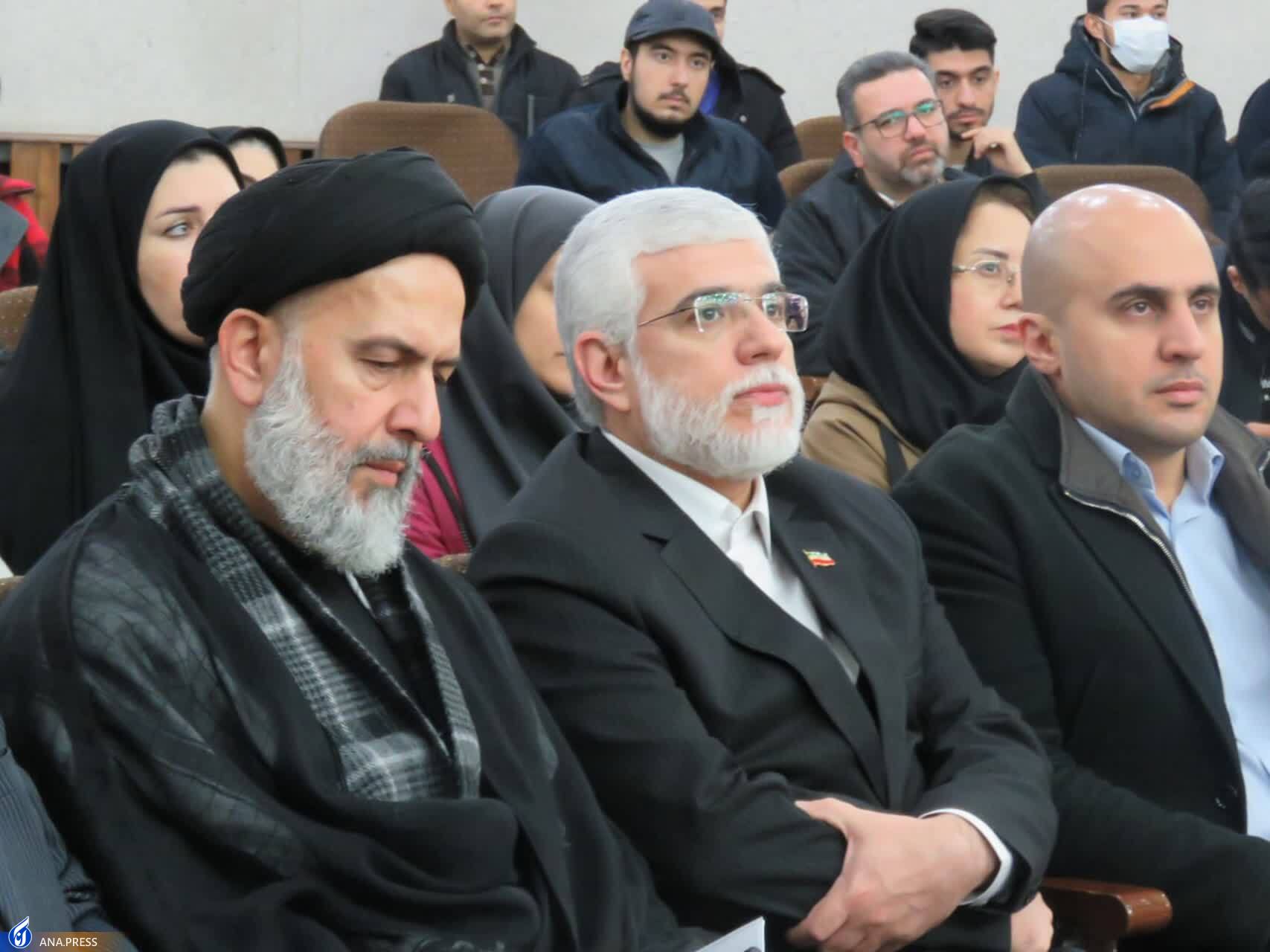 «عصر امید» عامل شناسایی و تجاریسازی تولیدات پژوهشگران «عصر امید» عامل شناسایی و تجاریسازی تولیدات پژوهشگران