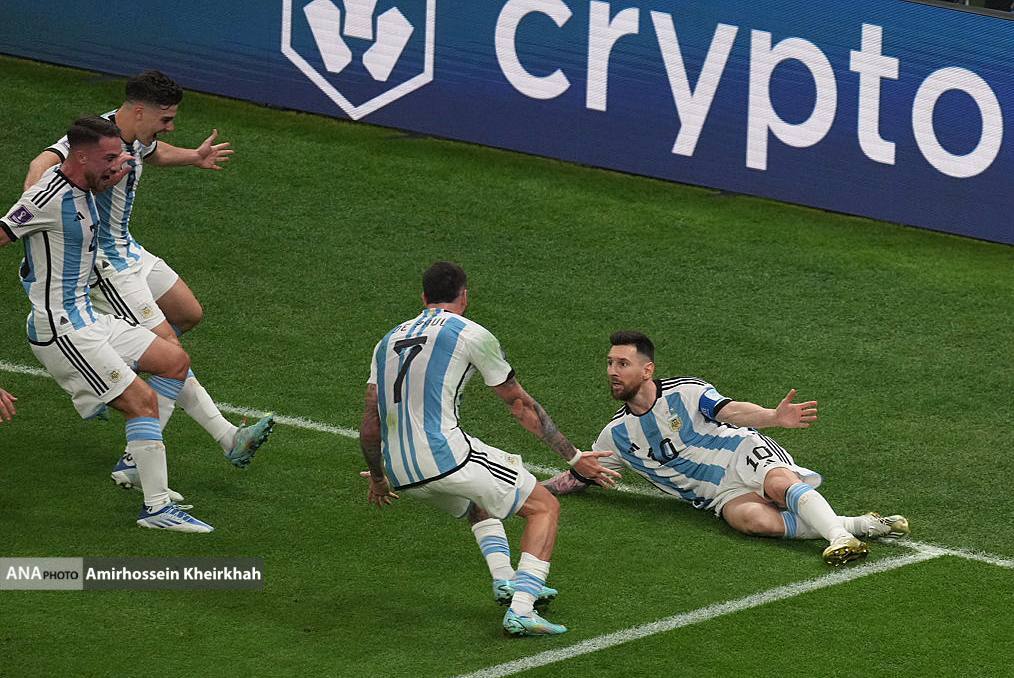 لحظه شادی مسی بعد از گلزنی به فرانسه لحظه شادی مسی بعد از گلزنی به فرانسه