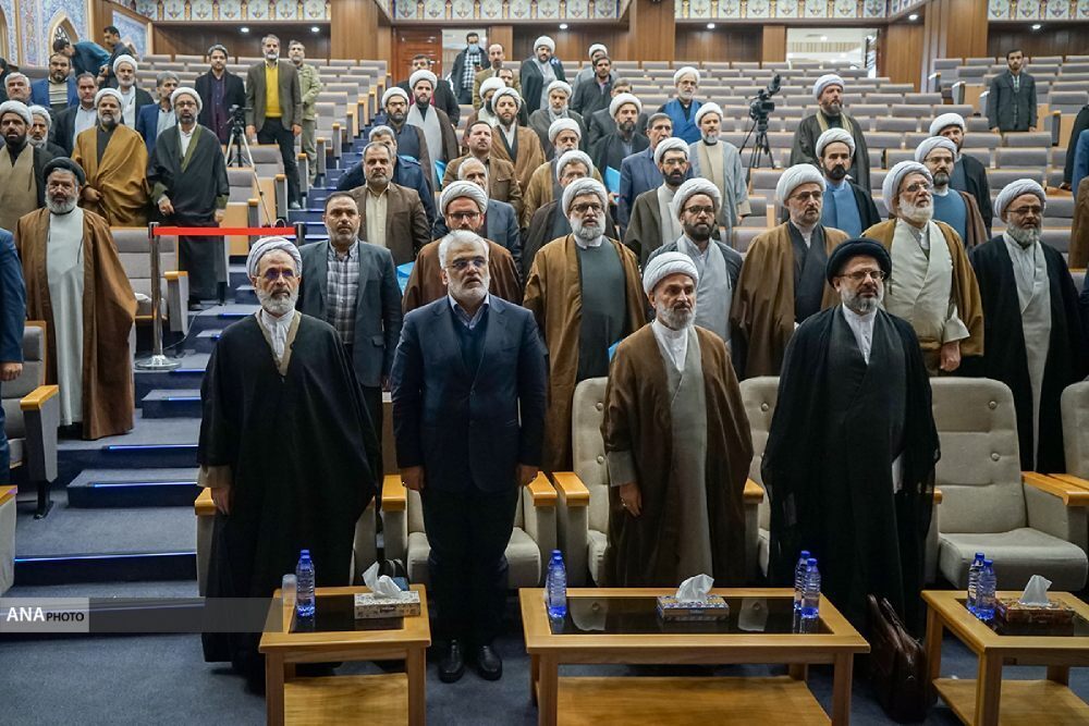 وحدت حوزه و دانشگاه به همافزایی و نقشه درست نیاز دارد وحدت حوزه و دانشگاه به همافزایی و نقشه درست نیاز دارد