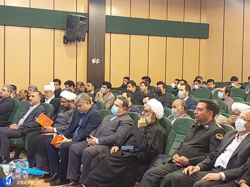 ایرانیان به دلیل فطرتشان اسلام را در آغوش گرفتند ایرانیان به دلیل فطرتشان اسلام را در آغوش گرفتند