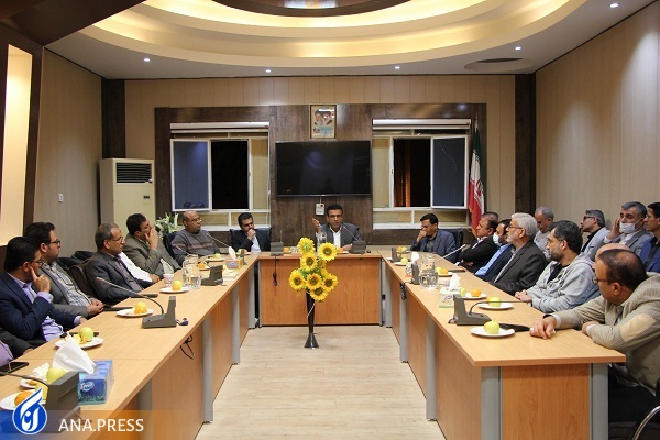 تولید علم و محصولات دانشبنیان رسالت مهم استادان است تولید علم و محصولات دانشبنیان رسالت مهم استادان است