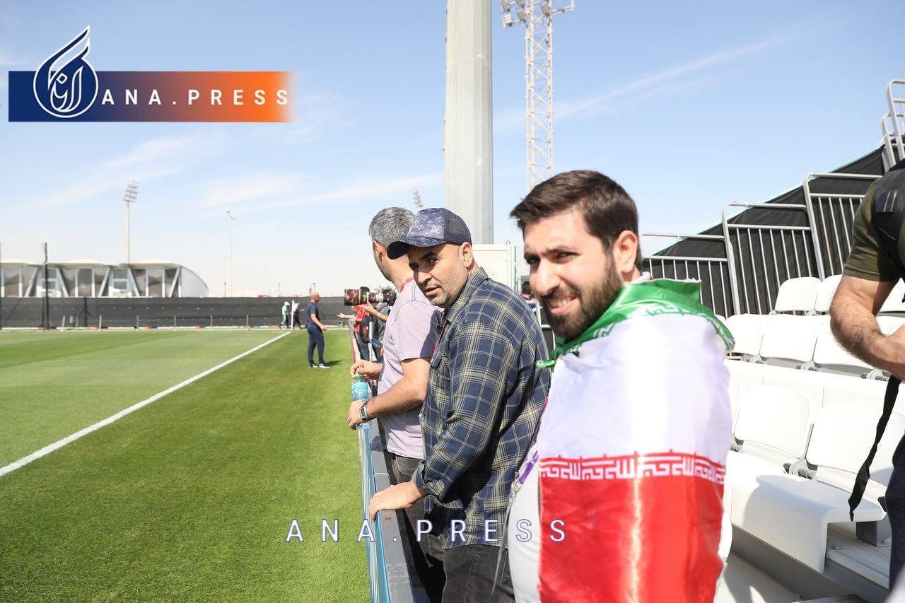 بیرانوند همه را سورپرایز کرد/حضور یک غیرفوتبالی در تمرین تیم ملی بیرانوند همه را سورپرایز کرد/حضور یک غیرفوتبالی در تمرین تیم ملی