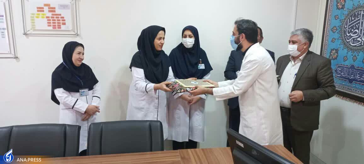 پرستاران الگوی مهمی برای جوانان هستند پرستاران الگوی مهمی برای جوانان هستند