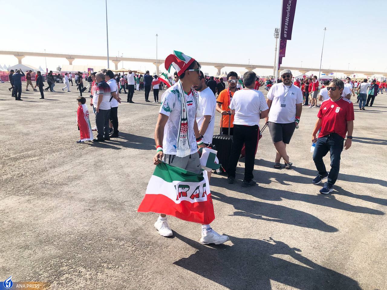 ترس هواداران ولز از مهدی طارمی/ سرمربی سابق استقلال در جمع تماشاگران ترس هواداران ولز از مهدی طارمی/ سرمربی سابق استقلال در جمع تماشاگران