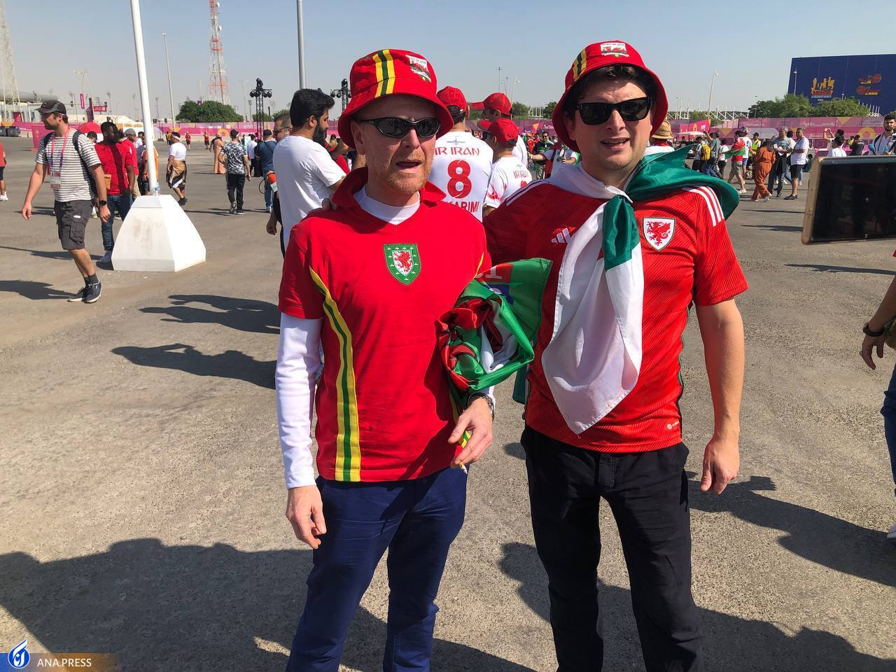 ترس هواداران ولز از مهدی طارمی/ سرمربی سابق استقلال در جمع تماشاگران ترس هواداران ولز از مهدی طارمی/ سرمربی سابق استقلال در جمع تماشاگران