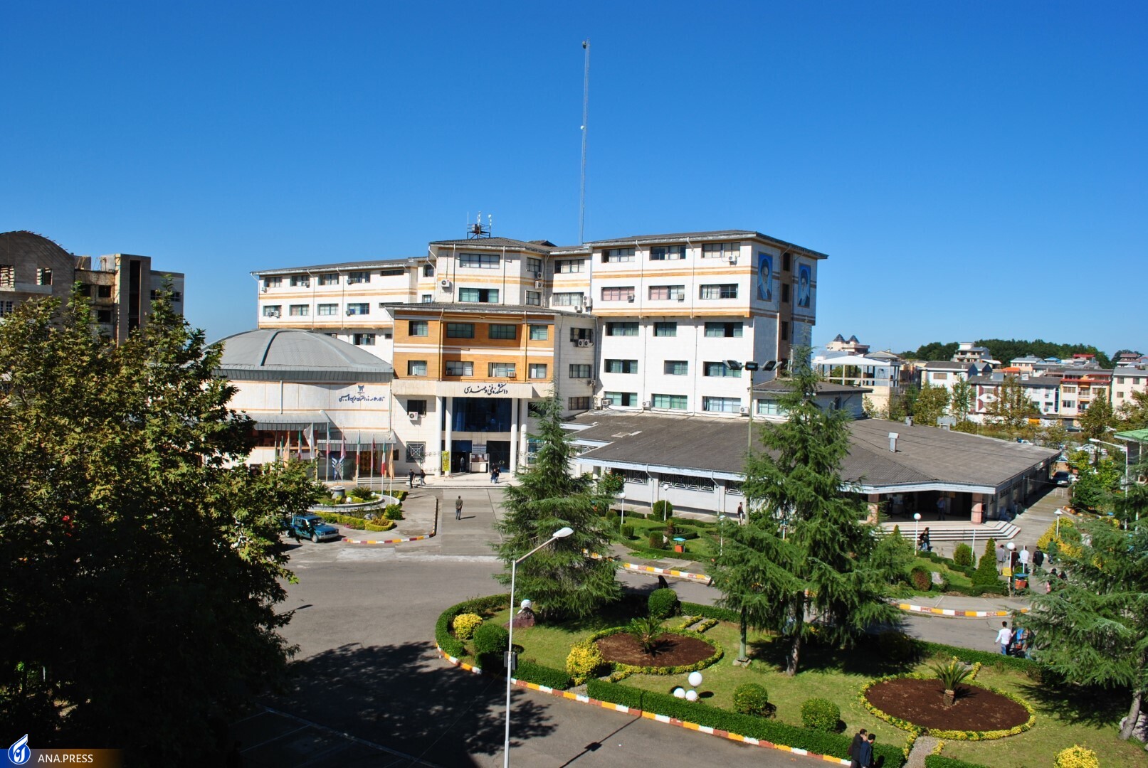 ارزیابی سیر تا پیازی عملکرد دانشگاه آزاد لاهیجان در حوزههای نوآوری، پژوهشی و آموزشی ارزیابی سیر تا پیازی عملکرد دانشگاه آزاد لاهیجان در حوزههای نوآوری، پژوهشی و آموزشی