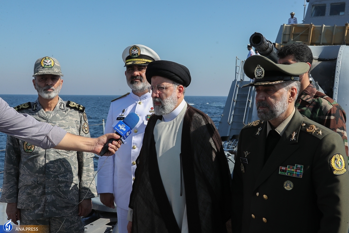 حضور نیروی دریایی در آبراه‌های بین‌المللی اطمینان بخش است