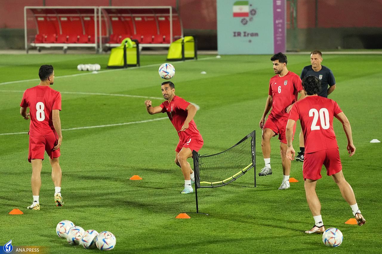 جلسه ویژه کیروش با گلرهای تیم ملی جلسه ویژه کیروش با گلرهای تیم ملی