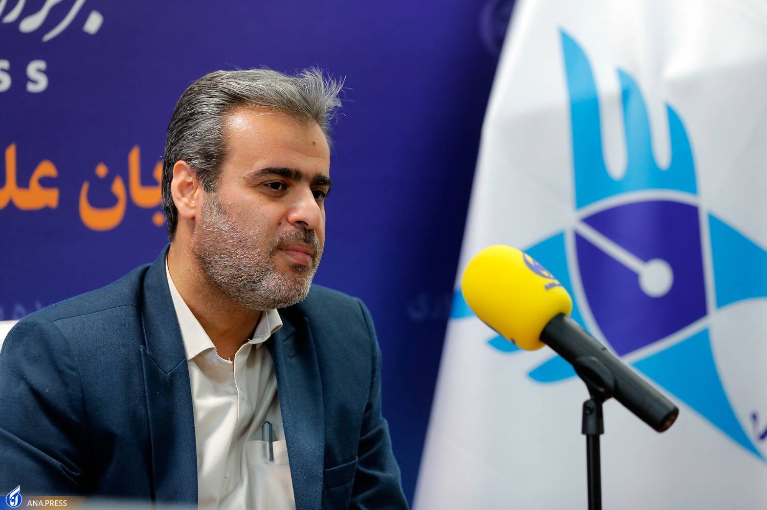 تشریح برنامههای سازمان بسیج؛ از آواهای انقلابی تا کنگره ۲ هزار شهید هنرمند تشریح برنامههای سازمان بسیج؛ از آواهای انقلابی تا کنگره ۲ هزار شهید هنرمند