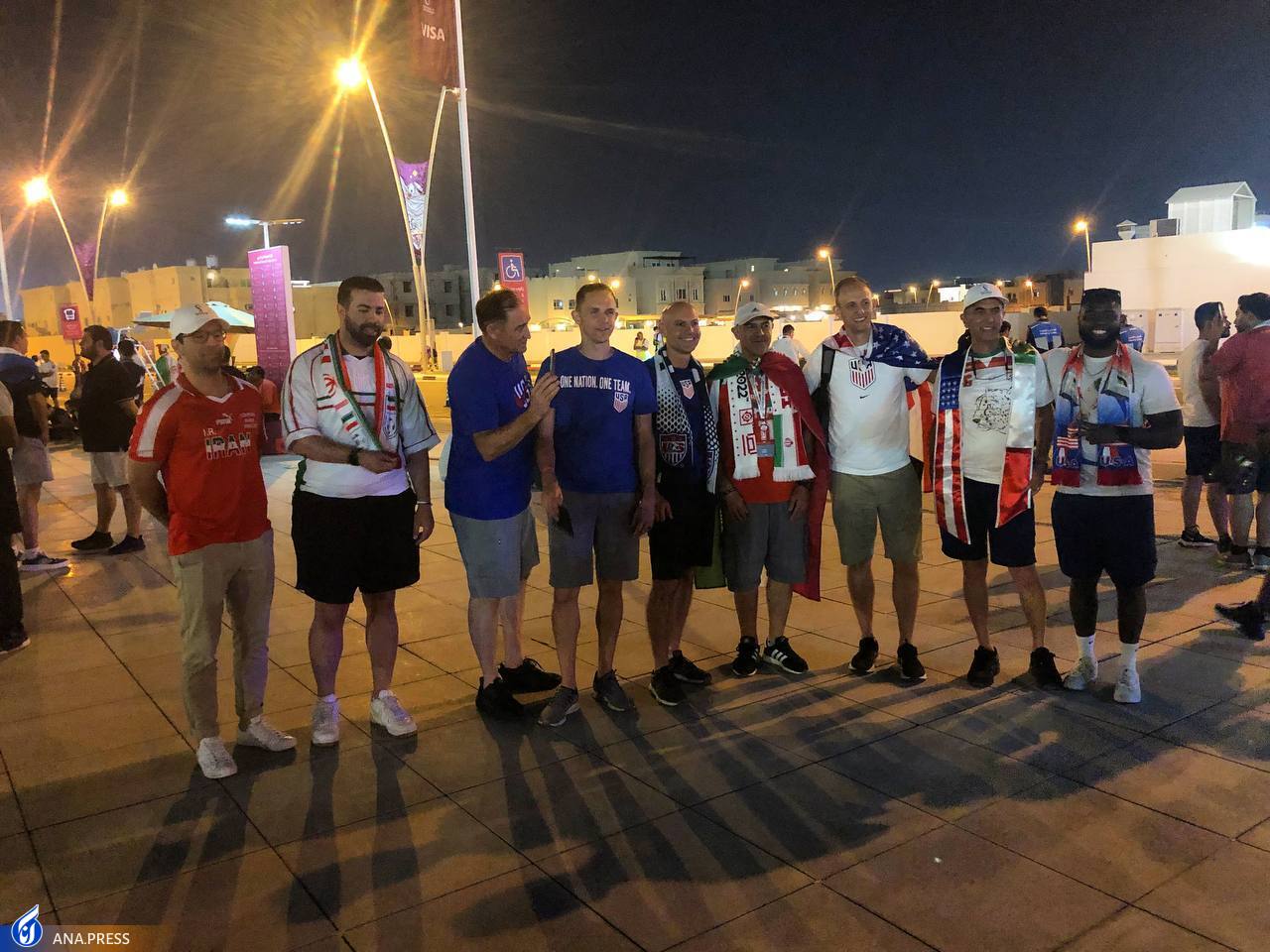 پیشبینی عجیب هوادار تیم ملی از نتیجه بازی با آمریکا+فیلم پیشبینی عجیب هوادار تیم ملی از نتیجه بازی با آمریکا+فیلم