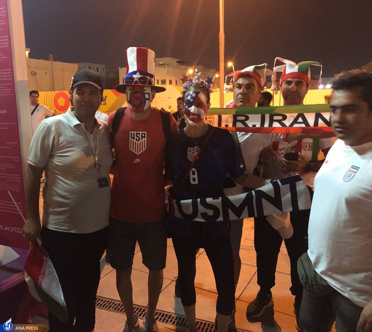 پیشبینی عجیب هوادار تیم ملی از نتیجه بازی با آمریکا+فیلم پیشبینی عجیب هوادار تیم ملی از نتیجه بازی با آمریکا+فیلم