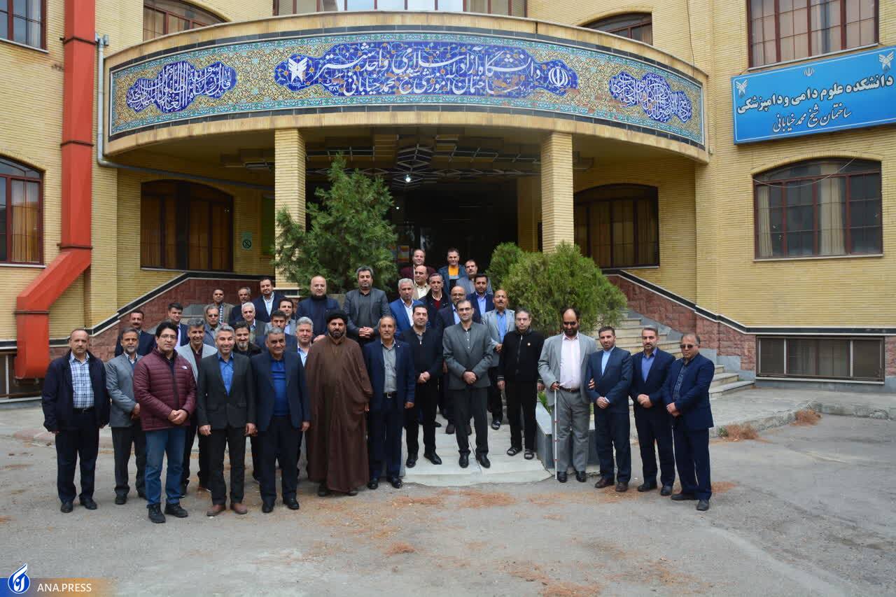 استفاده از ظرفیتها و توانمندیهای دانشگاه آزاد اسلامی شبستر برای تحقق شعار سال ۱۴۰۲ استفاده از ظرفیتها و توانمندیهای دانشگاه آزاد اسلامی شبستر برای تحقق شعار سال ۱۴۰۲