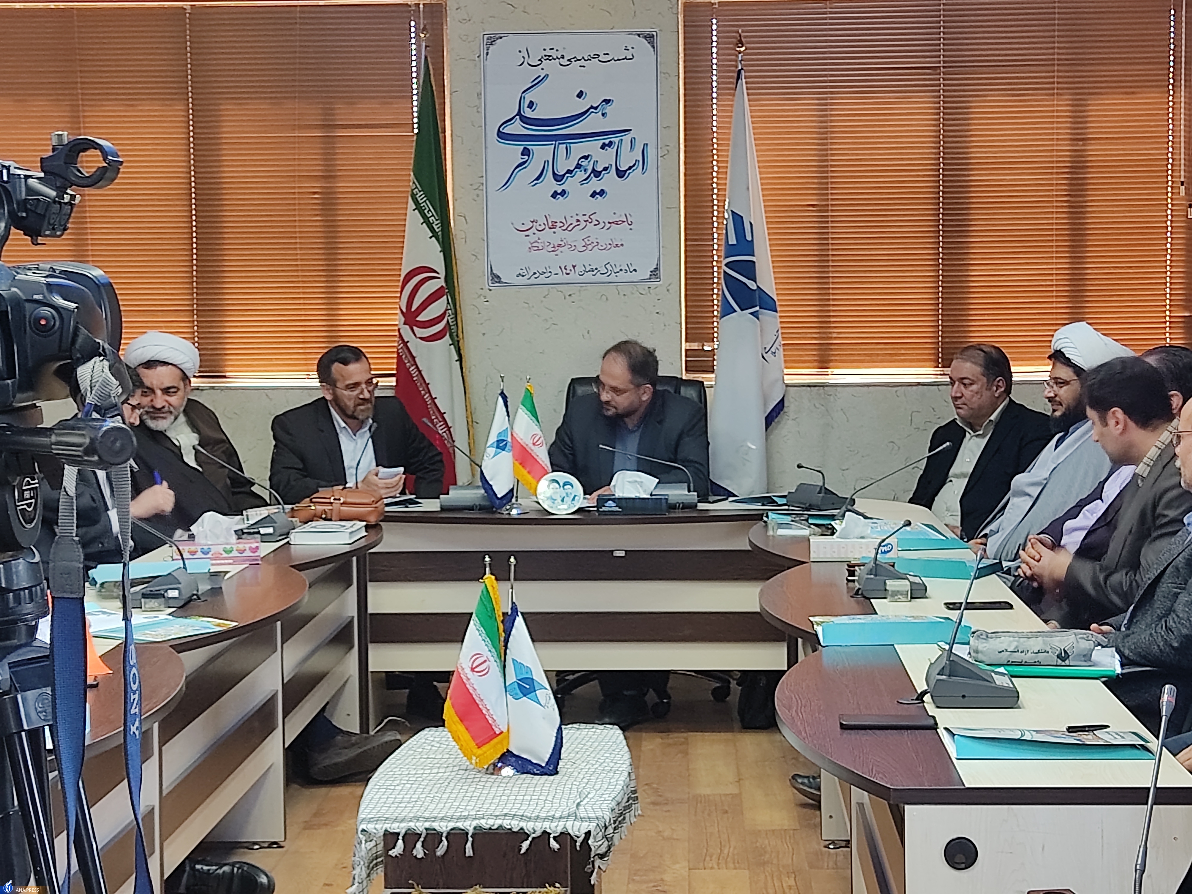 تربیت اعتقادی، مهارتی و تخصصی ۳ رکن اساسی تربیت نسل جوان تربیت اعتقادی، مهارتی و تخصصی ۳ رکن اساسی تربیت نسل جوان