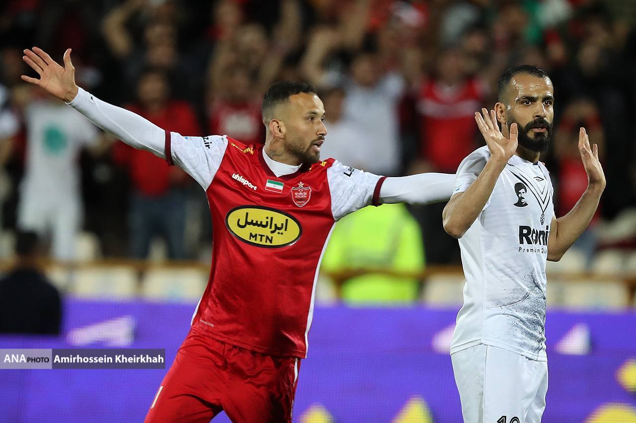 گزارش تصویری از بُرد پرسپولیس مقابل ملوان