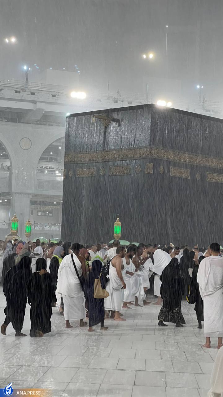 بارش شدید باران در مسجدالحرام همزمان با نخستین شب قدر+ فیلم بارش شدید باران در مسجدالحرام همزمان با نخستین شب قدر+ فیلم