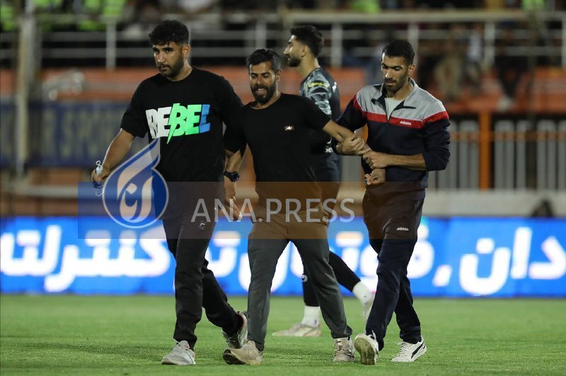 خوش رفتاری بیرانوند با یک جیمی جامپ+ تصاویر